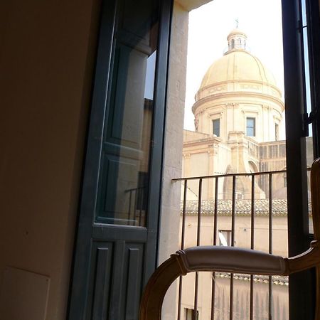 Landolina Palace Hotel Noto Exterior foto