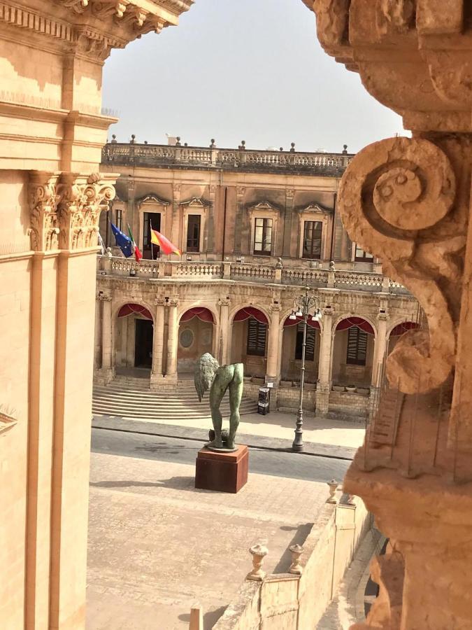 Landolina Palace Hotel Noto Exterior foto