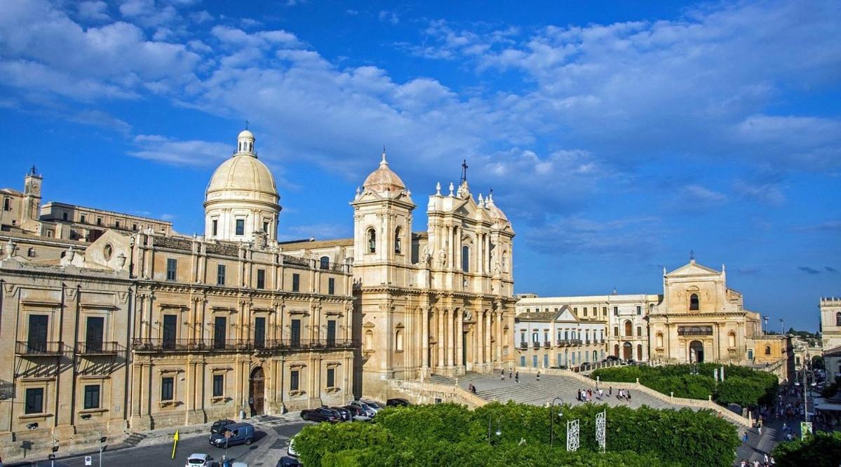 Landolina Palace Hotel Noto Exterior foto