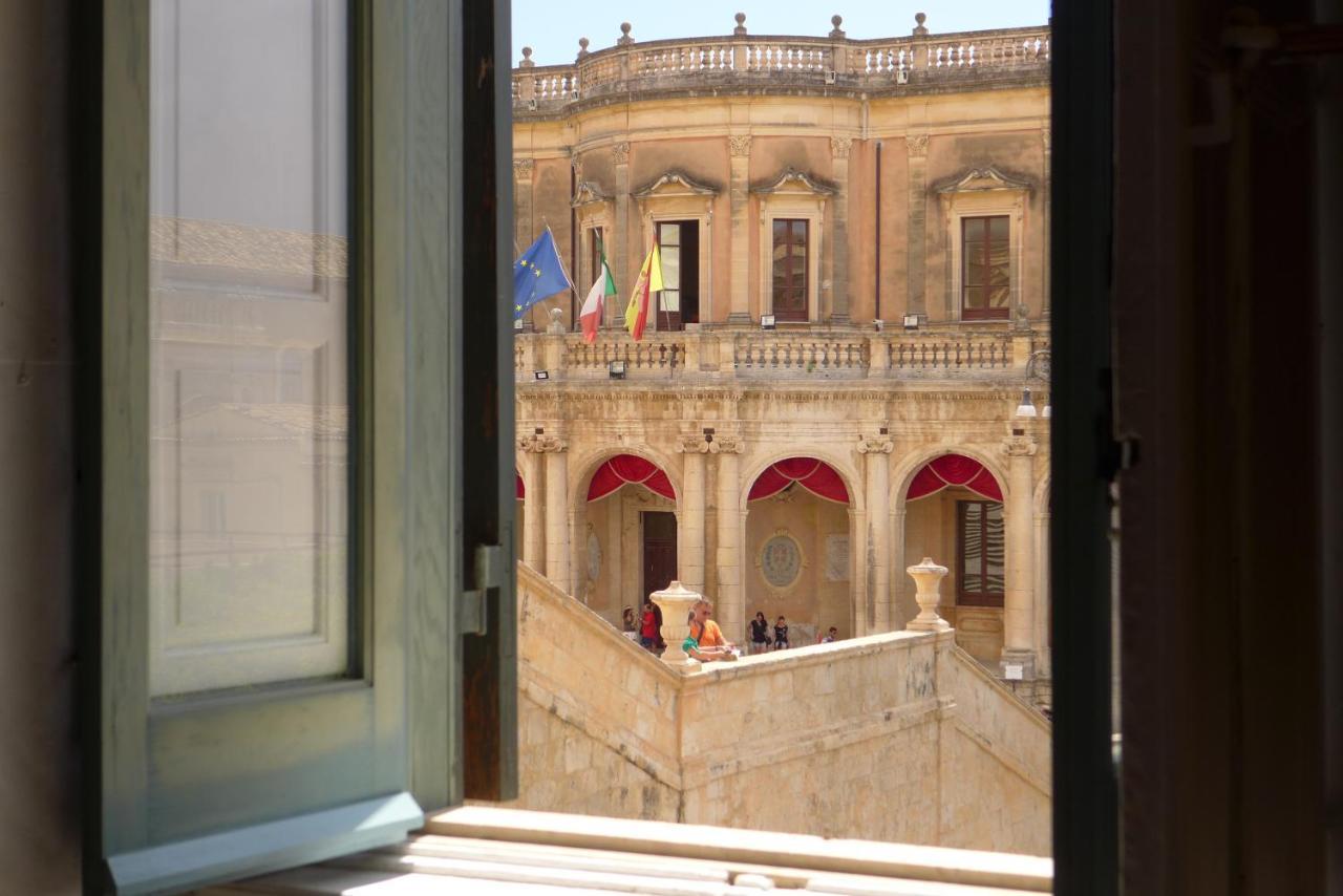 Landolina Palace Hotel Noto Exterior foto